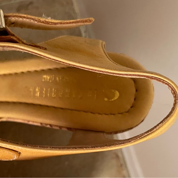 La Canadien cork leather heels size 37 (6-6.5) - Picture 8 of 10